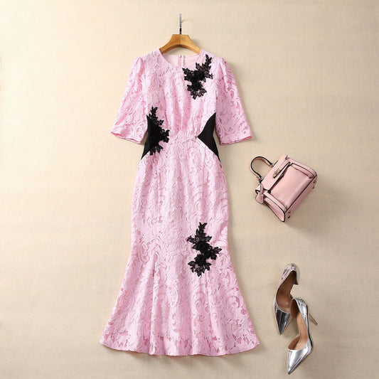 Contrast Color Waist-tight Three-dimensional Applique Short Sleeve Dress