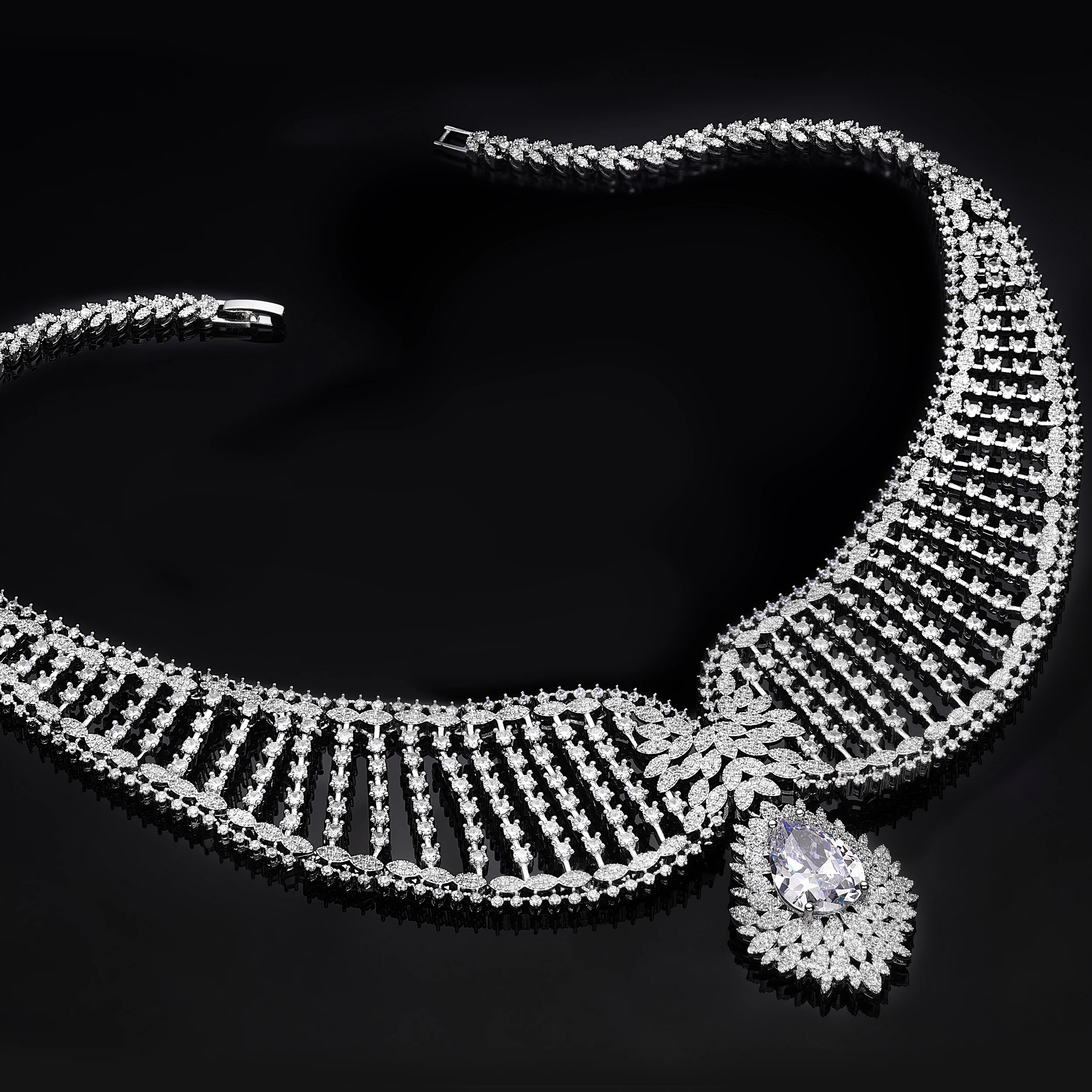 4-Piece Jewelry Set Angel Design Bride Necklace Earring Set AAA Cubic Zirconia Women's Wedding Accessories