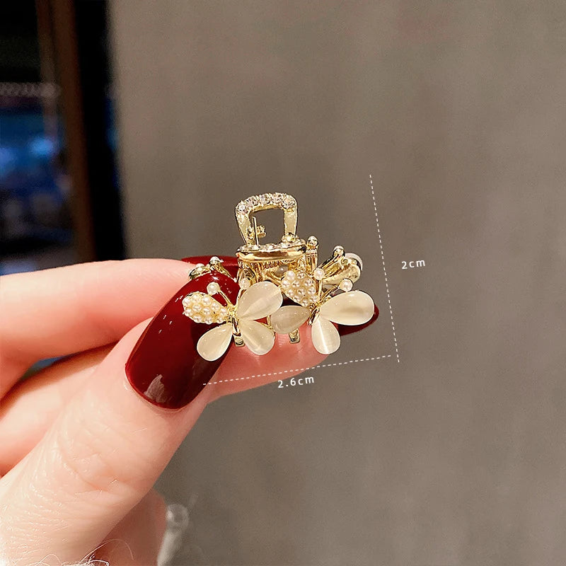 Small Bangs Catch Clip Flower Side Hairpin Hair Accessory